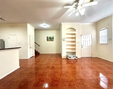 2710 Grants Lake Boulevard - Photo Thumbnail 6