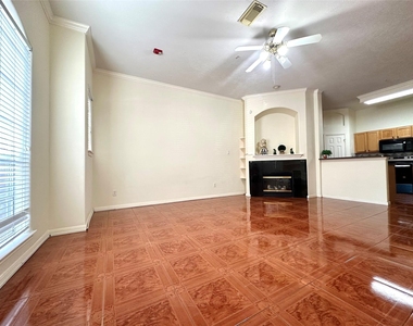 2710 Grants Lake Boulevard - Photo Thumbnail 3