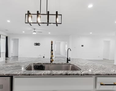 31514 Avebury Lake Lane - Photo Thumbnail 7