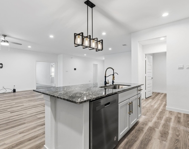 31514 Avebury Lake Lane - Photo Thumbnail 5