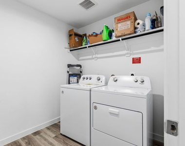 31514 Avebury Lake Lane - Photo Thumbnail 30