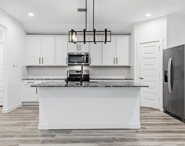 31514 Avebury Lake Lane - Photo Thumbnail 4