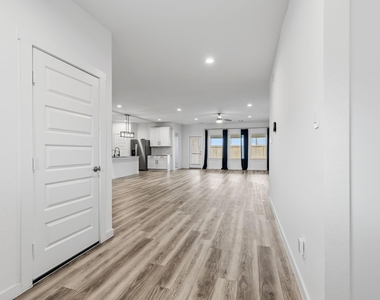 31514 Avebury Lake Lane - Photo Thumbnail 37