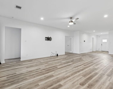 31514 Avebury Lake Lane - Photo Thumbnail 35