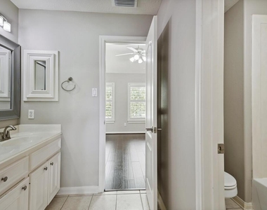 5819 Santa Fe Springs Drive - Photo Thumbnail 8