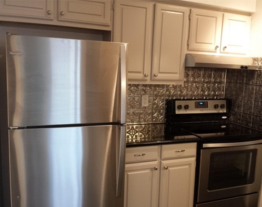 2400 N Braeswood Boulevard - Photo Thumbnail 2