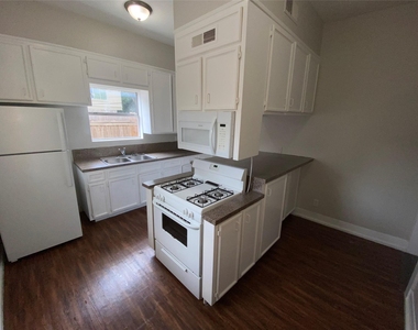 1517 Summer Street - Photo Thumbnail 11