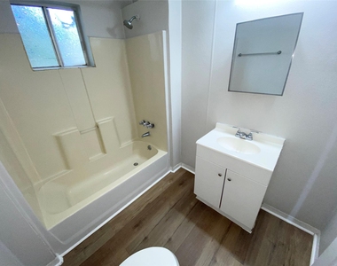1517 Summer Street - Photo Thumbnail 14