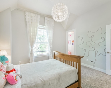 6 S Wheatleigh Drive - Photo Thumbnail 26