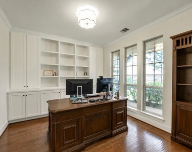 6 S Wheatleigh Drive - Photo Thumbnail 4