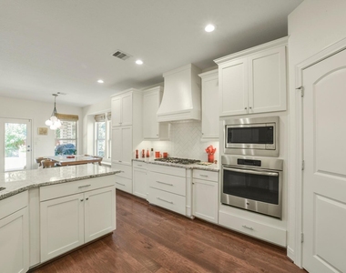 6 S Wheatleigh Drive - Photo Thumbnail 9
