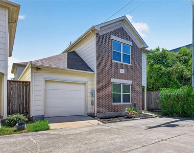 5951 S Loop E - Photo Thumbnail 2