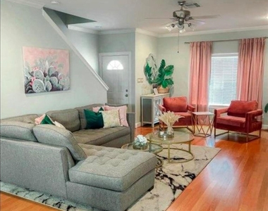 5951 S Loop E - Photo Thumbnail 37