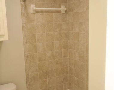5951 S Loop E - Photo Thumbnail 14