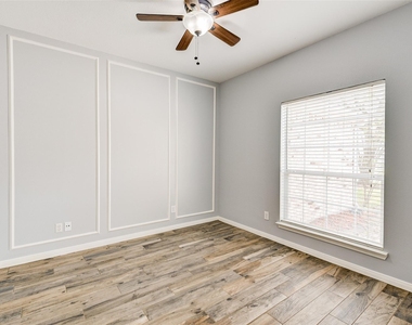 25910 Oakridge Forest Lane - Photo Thumbnail 6