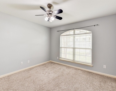 25910 Oakridge Forest Lane - Photo Thumbnail 22