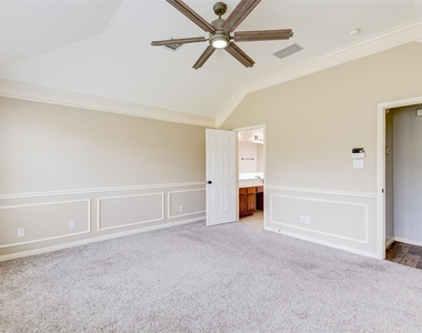25910 Oakridge Forest Lane - Photo Thumbnail 18