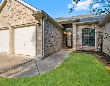 25910 Oakridge Forest Lane - Photo Thumbnail 1
