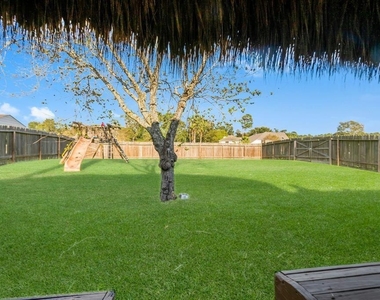 25910 Oakridge Forest Lane - Photo Thumbnail 3