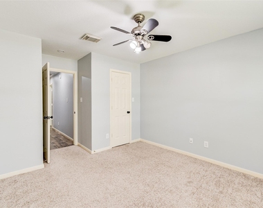 25910 Oakridge Forest Lane - Photo Thumbnail 23