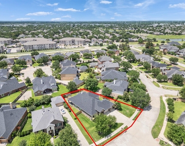 20126 Turtle Brook Lane - Photo Thumbnail 6