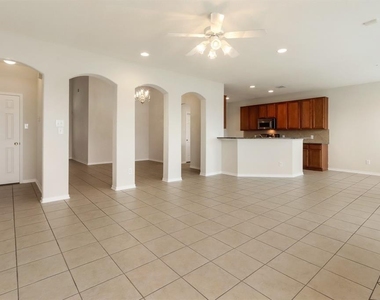 15119 Live Oak Bend Way - Photo Thumbnail 6