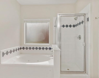 15119 Live Oak Bend Way - Photo Thumbnail 10