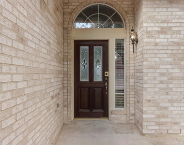 15119 Live Oak Bend Way - Photo Thumbnail 1
