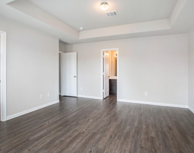 24826 Signorelli Way - Photo Thumbnail 12