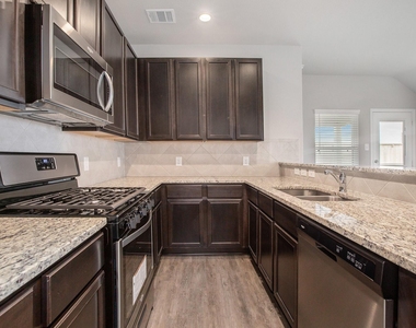 24826 Signorelli Way - Photo Thumbnail 5