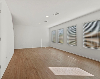 17194 Quaking Aspen Lane - Photo Thumbnail 8