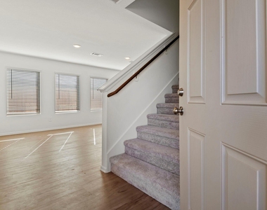 17194 Quaking Aspen Lane - Photo Thumbnail 5