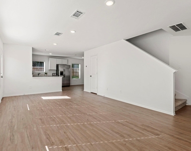 17194 Quaking Aspen Lane - Photo Thumbnail 6