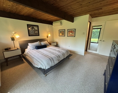 80 Murray Hill South - Photo Thumbnail 8
