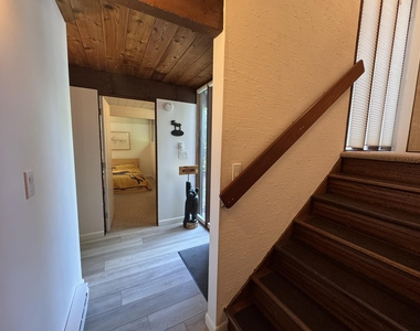80 Murray Hill South - Photo Thumbnail 15