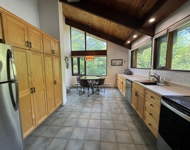 80 Murray Hill South - Photo Thumbnail 25