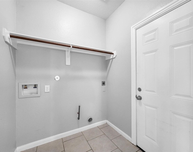 15126 Sequoia Meadow Court - Photo Thumbnail 8