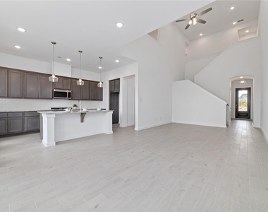 6559 Scarlet Pond Lane - Photo Thumbnail 7