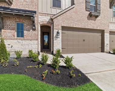 6559 Scarlet Pond Lane - Photo Thumbnail 1