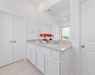 6559 Scarlet Pond Lane - Photo Thumbnail 22