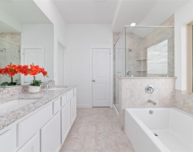 6559 Scarlet Pond Lane - Photo Thumbnail 20