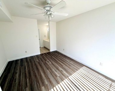 11983 Bob White Drive - Photo Thumbnail 4
