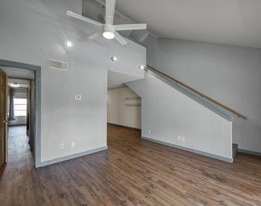 12900 Walden Road - Photo Thumbnail 7