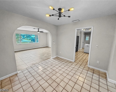 206 Se 46th Terrace - Photo Thumbnail 13