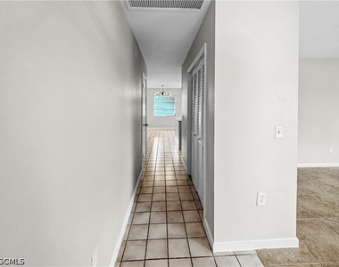 206 Se 46th Terrace - Photo Thumbnail 6