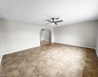 206 Se 46th Terrace - Photo Thumbnail 7