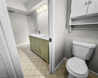 206 Se 46th Terrace - Photo Thumbnail 38