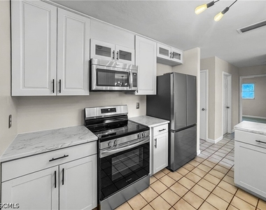 206 Se 46th Terrace - Photo Thumbnail 20