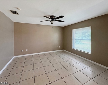 5231 27th Street Sw - Photo Thumbnail 6