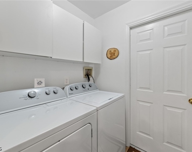 2305 Sw 19th Place - Photo Thumbnail 22